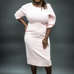 Midi casual dress with oversized arm in pink